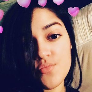 Meet your Posher, Elise